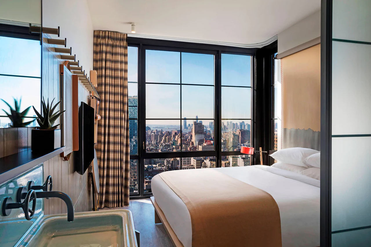 Kahden hengen Standard King, City View