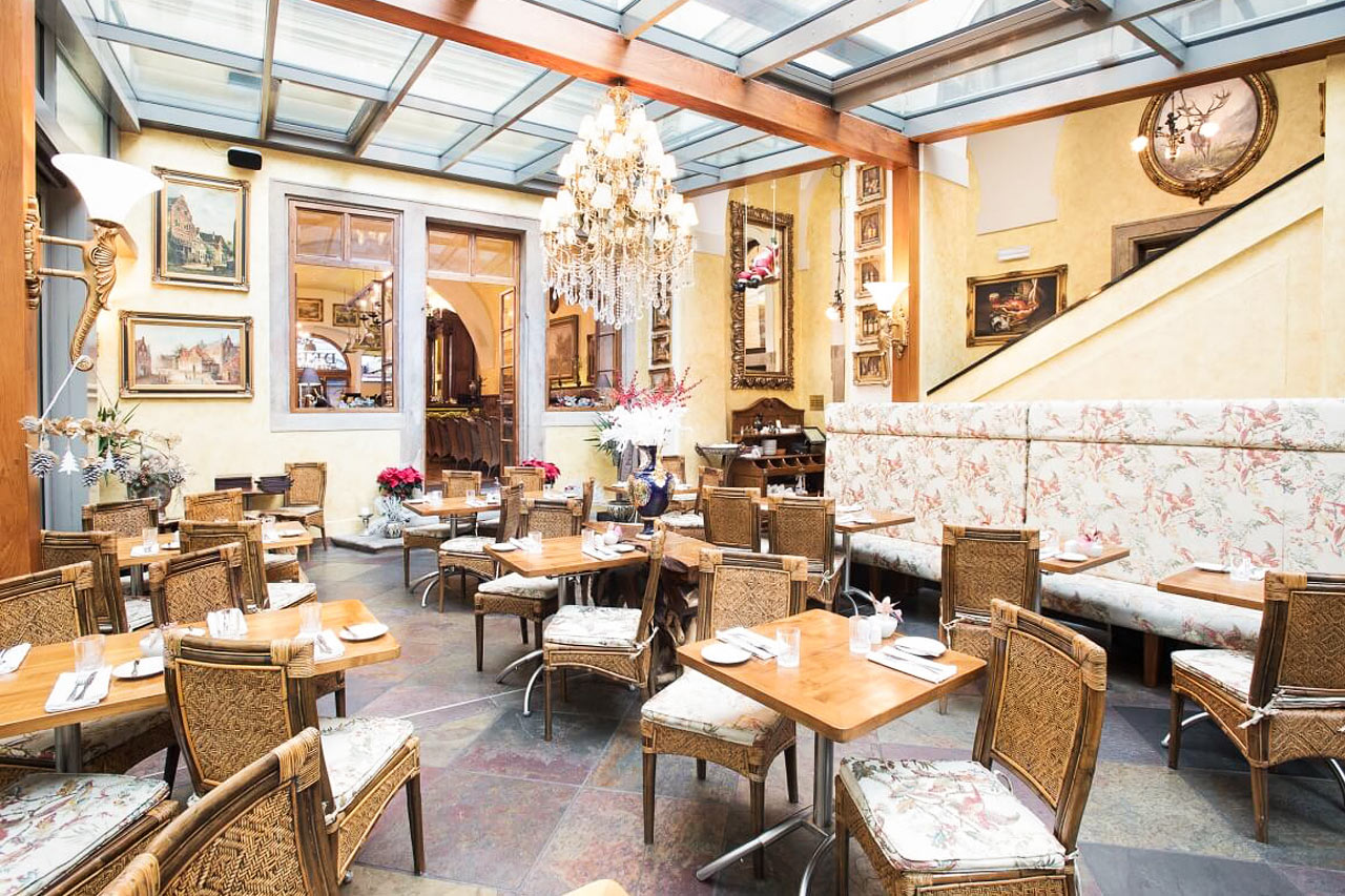Hotellin ravintola, Restaurant Deer Prague