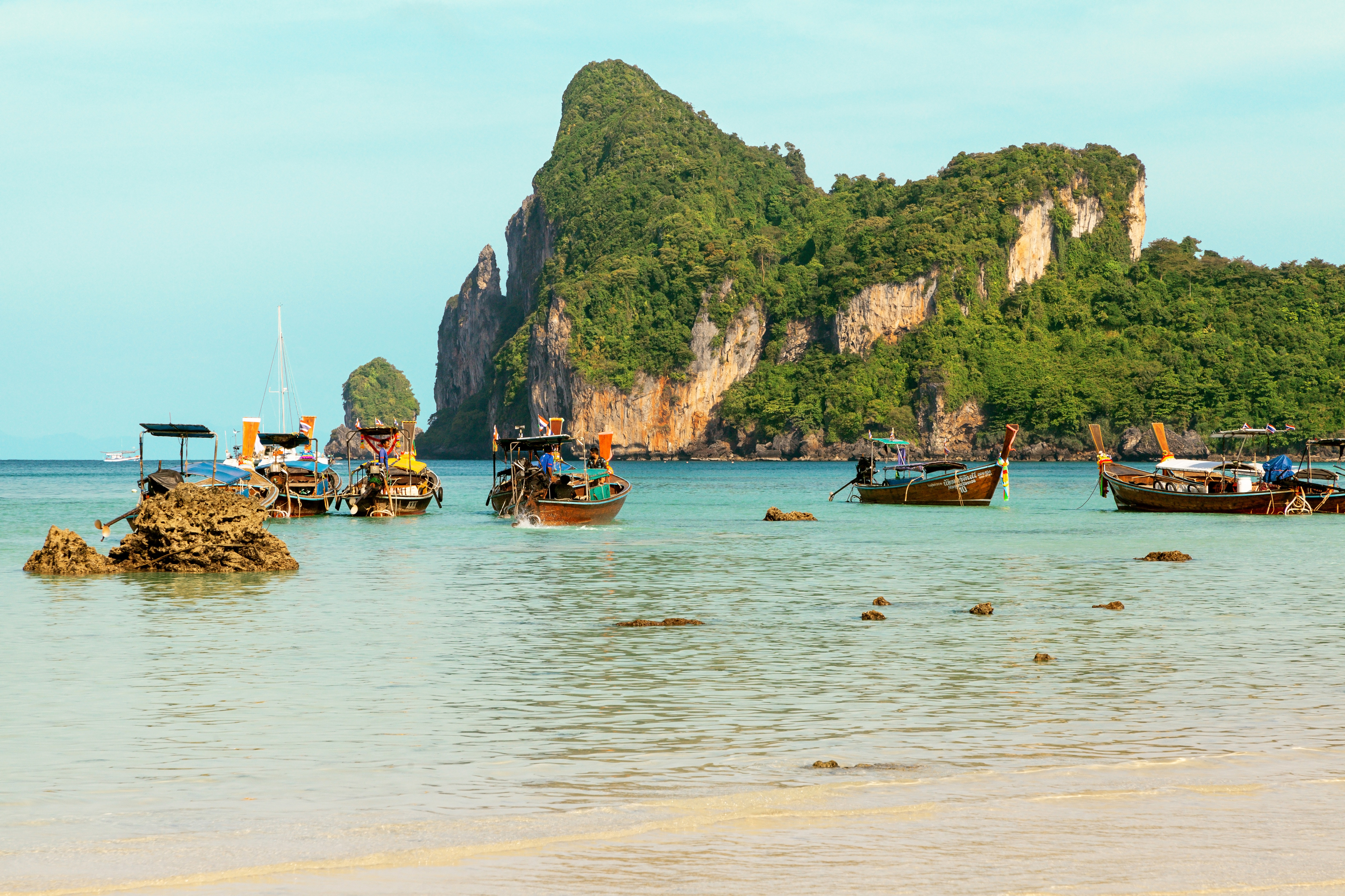 Loh Dalum Beach, Koh Phi Phi