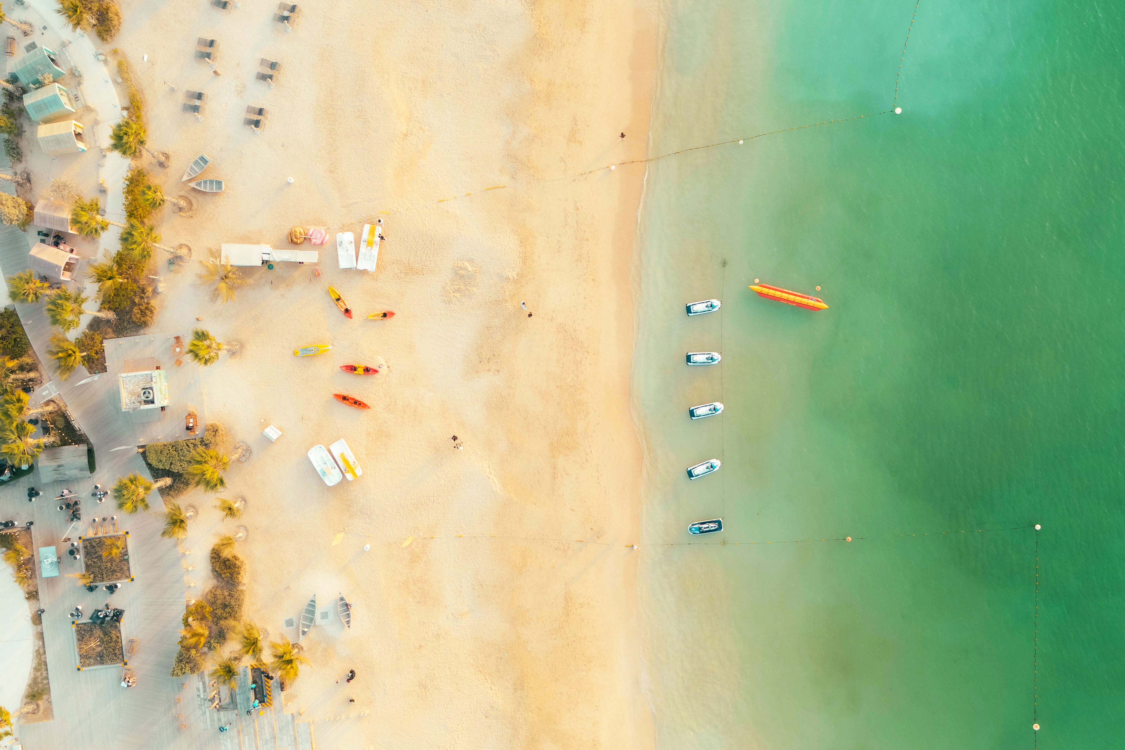 La Mer Beach