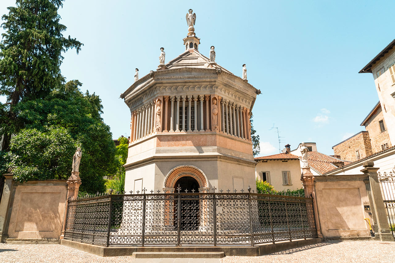 Battistero di Bergamo -katedraali