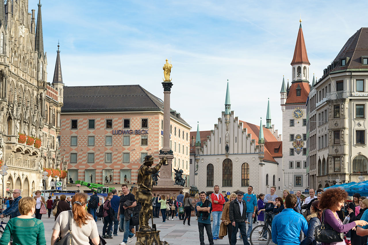 Neues Rathaus (New Town Hall ) - Kaupungintalo, Marienplatz